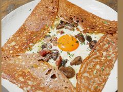 鸡蛋蘑菇熏肉荞麦可丽饼-RAC BAR(安福路店)