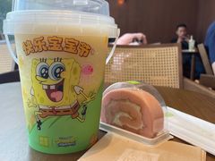 霸气一桶生椰凤梨-奈雪的茶(南山大冲一期店)