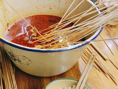 -拈签一笑黄牛肉辣卤串串