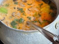 -大头虾越式风味餐厅(光明广场店)