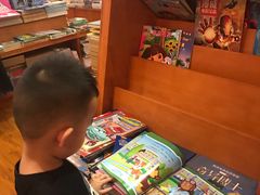 -西西弗书店&矢量咖啡(壹方购物中心店)