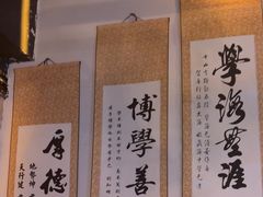 -荒岛实景沉浸密室(江汉路1店)