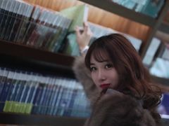 -钟书阁(珍园店)