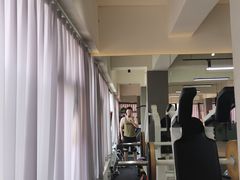 -GYMPLUS私教健身会馆(大悦城店)