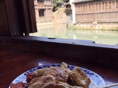 -茅老太臭豆腐