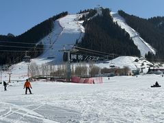 -丝绸之路山地度假区滑雪场