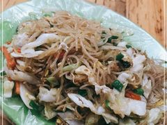-蚝哥花姐湛江烤生蚝(美丽湾市场店)