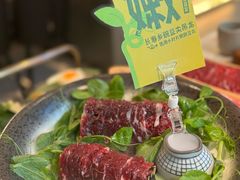 -左庭右院鲜牛肉火锅(金山万达店)