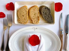 餐前面包-壳里西餐厅Coquille Seafood Bistro(蒙自路店)