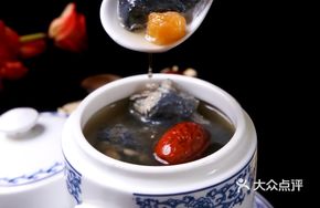 Donkey-hide Gelatin and Red Date Stewed Chicken