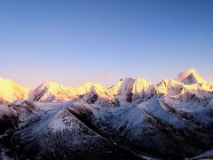 -贡嘎雪山