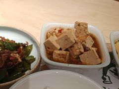 -老乡鸡(上海白玉兰广场店)