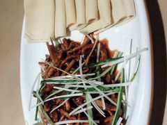 京酱肉丝-华馨园北京烤鸭