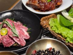 -草家酱蟹炭火烤肉店(珲春南路二店)