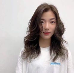 -欧艾美发沙龙