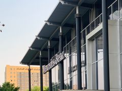 -泰州之星奔驰4S店(海陵店)