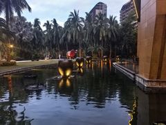 -三亚湾海居铂尔曼度假酒店