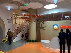 -小门牙好性格托育(北外滩中心)