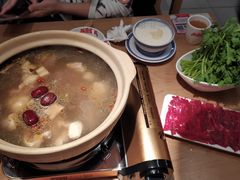 -邹开喜·炭炉鸡煲·海鲜火锅(虹口足球场店)