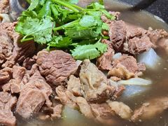 -大众跷脚牛肉馆·非遗传承单位(峨眉山店)