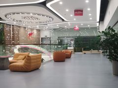 -英派斯健身旗舰店(海信国际中心馆)