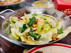 -堂瓦里·33年传统赣菜(第一街区店)