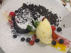 -HuaTa 花榻·花忆西葡餐厅(虹桥南丰城店)