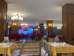 -鹏城人家海鲜酒家·23年老字号(较场尾店)