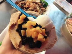 椰子冰淇淋-班赞海鲜市场