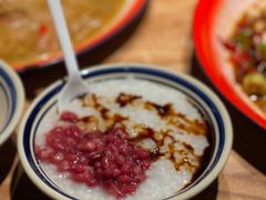 红豆稀饭-泥糊破店小酒馆·团建聚餐(南京西路店)