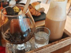 -Mark&Mars Restaurant