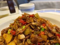 酸辣鸡杂-俏湘厨•地道湘菜(建华南路店)