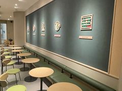 -星巴克臻选(南京金茂览秀城店)