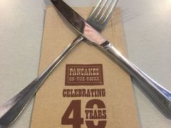 -Pancakes on the rocks(Darling Harbour)