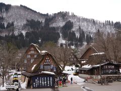 -白川乡与五箇山的合掌构造村落