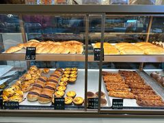 -Dough&Joe团憩(瑞虹天地月亮湾店)