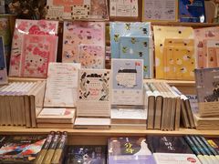 -猫的天空之城概念书店(印象城购物中心店)