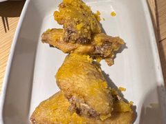 蛋黄鸡翅-蜜桃餐厅·伴山(绿宝广场店)