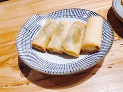 雪菜黄鱼春卷-南小蟹手工點心(三里屯店)