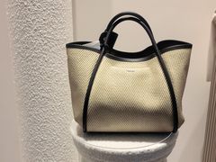 -Max Mara(燕莎奥特莱斯店)