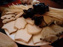 -陈府大宅门成都火锅·手切鲜肉(太原街店)