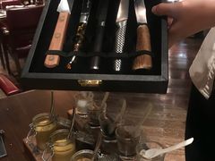 -恰餐厅及酒吧 CHAR Bar & Grill (北京丽都皇冠假日店)