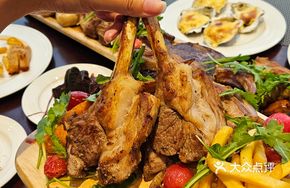 Pan-Seared New Zealand Lamb Chops (2 Pieces)