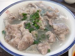 砂锅骨汤滑肉-渝大厨猪耳朵(好吃街A区店)