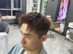 -藤野造型烫发染发