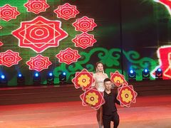 -南风大剧院莎梦二人转剧场