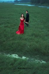 俏皮可爱-巴黎婚纱摄影工作室