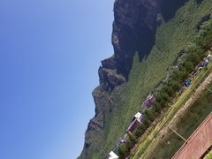 -百里峡七彩艺术小镇