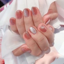 -花系美·美甲美睫精品店
