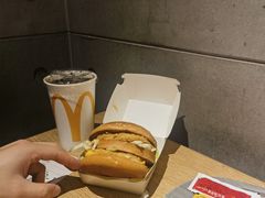 -麦当劳(中山公园龙之梦店)